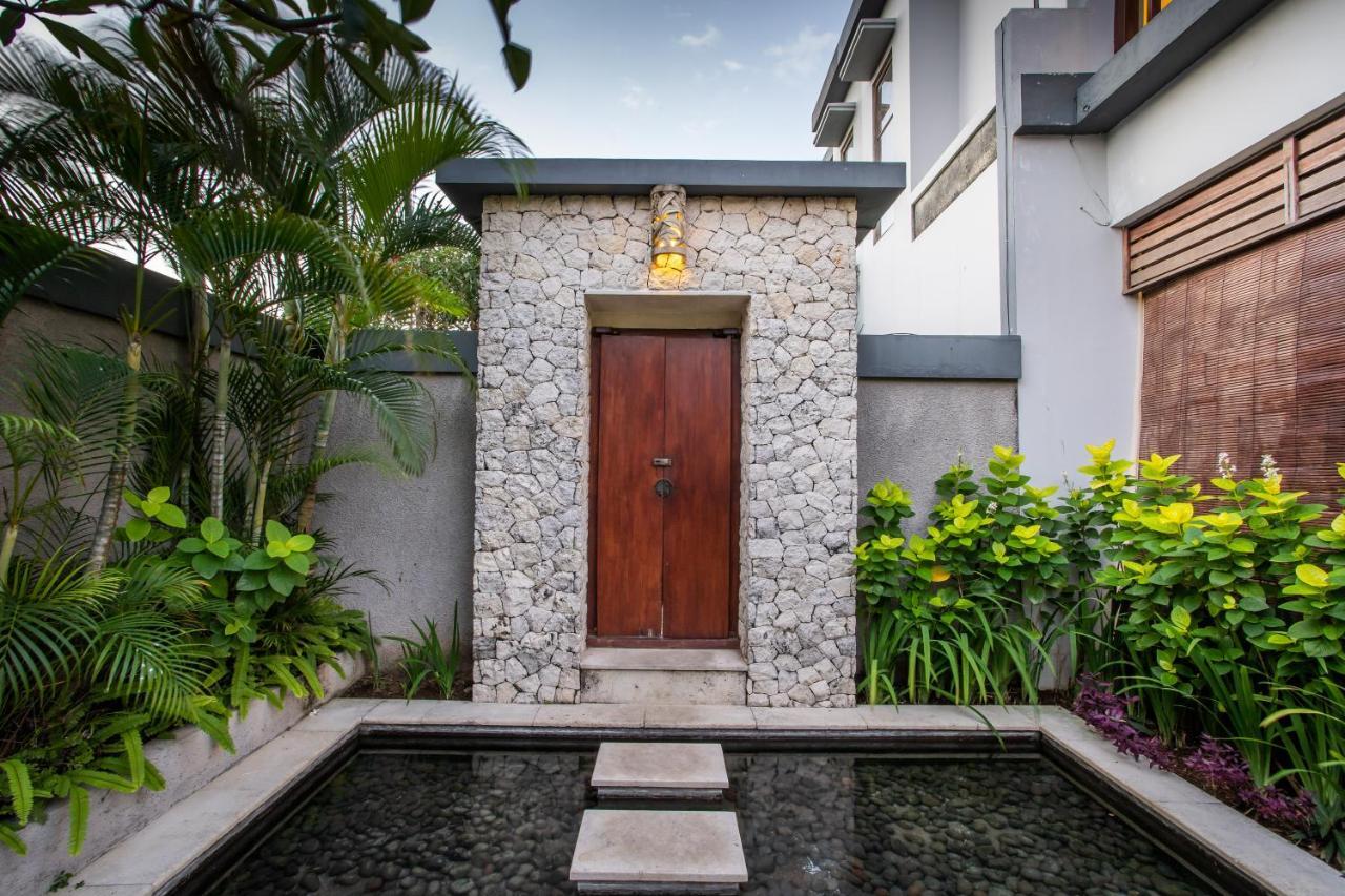 Villa Nadya Seminyak  Exterior photo
