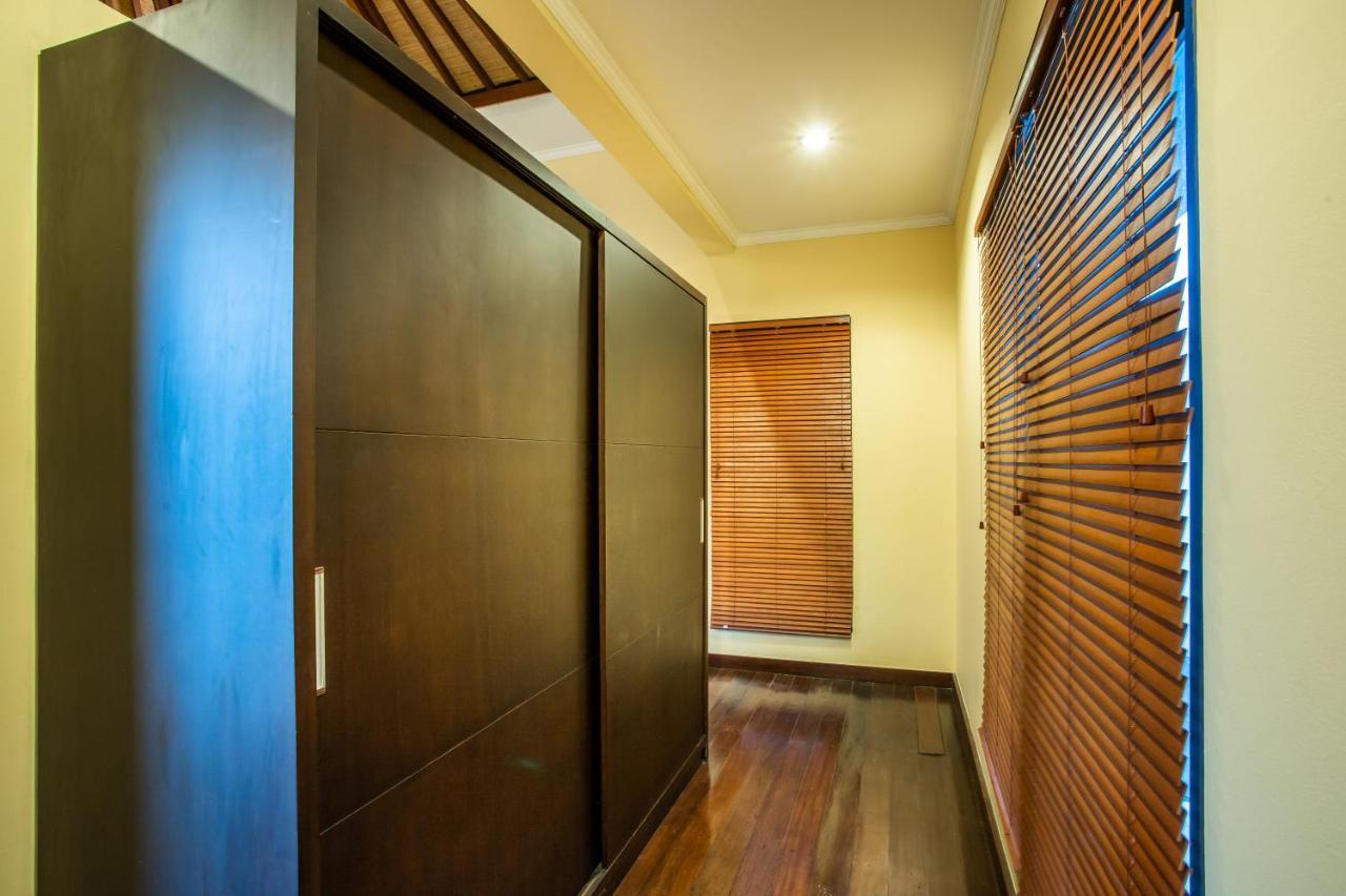 Villa Nadya Seminyak  Exterior photo